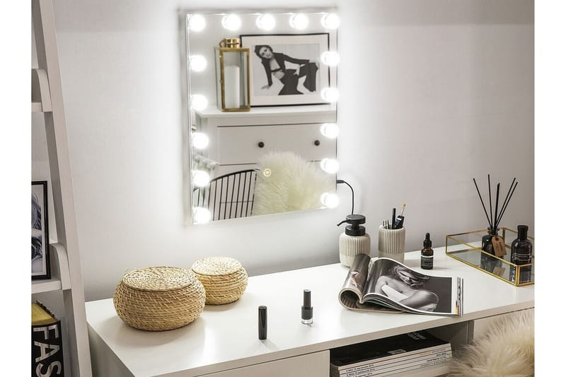 Saracay Spegel LED 40x50 cm - Transparent - Möbler - Säng - Sängram & sängstomme