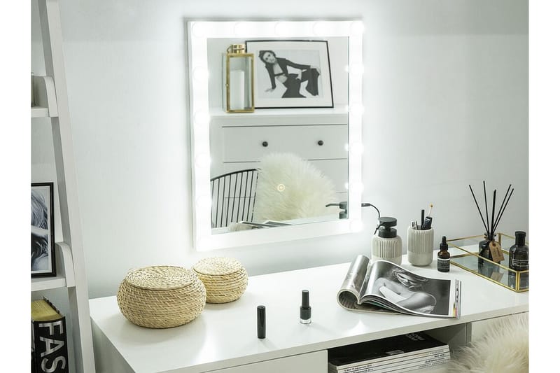 Saven Spegel LED 50x60 cm - Transparent - Möbler - Bord & matgrupper - Sminkbord & toalettbord