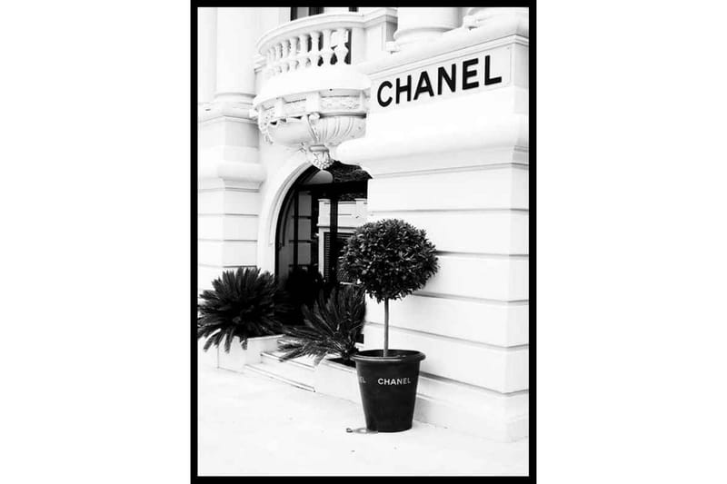 Chanel Store No1 B&W Foto Svartvit - 50x70 cm - Inredning - Tavlor & konst - Posters & prints