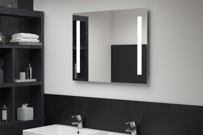 Badrumsspegel LED 80x60 cm - Silver - Heminredning - Väggdekor - Speglar