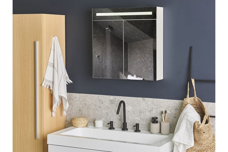 Jaramillo Badrumsskåp 60 cm Spegel med LED-belysning - Vit - Hus & renovering - Kök & bad - Badrum - Badrumsmöbler & badrumsinredning - Spegelskåp badrum