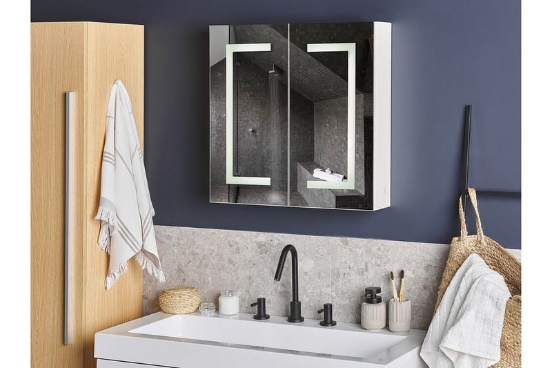 Mazarredo Badrumsskåp 60 cm Spegel med LED-belysning - Vit - Hus & renovering - Kök & bad - Badrum - Badrumsmöbler & badrumsinredning - Spegelskåp badrum