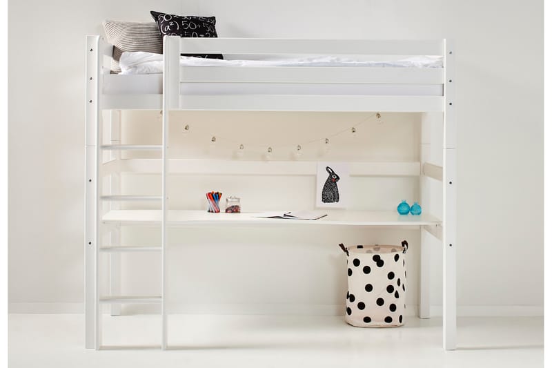 Ljunga Säng med stege och bordsskiva 209 cm - Vit - Möbler - Barnmöbler - Barnsäng & juniorsäng