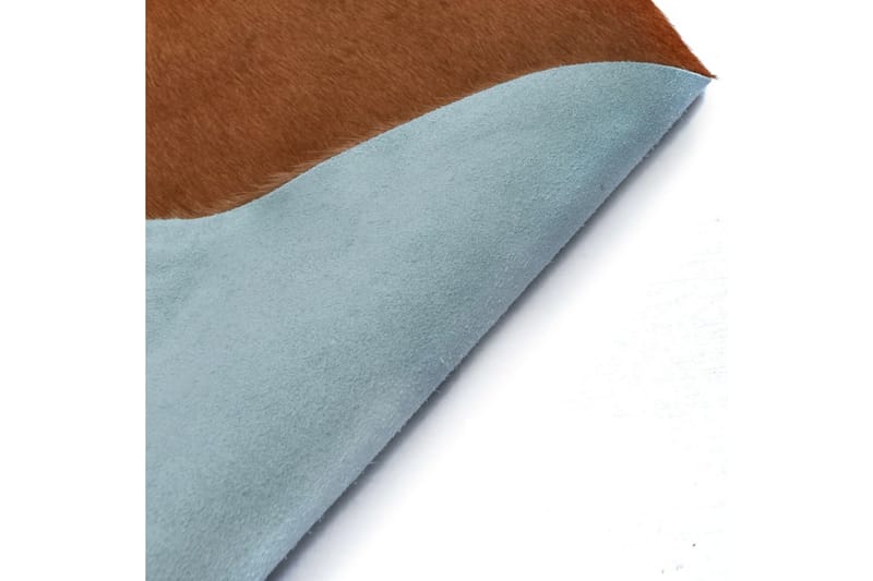 Matta äkta kohud brun och vit 150x170 cm - Brun - Textil - Mattor - Fällar & skinnmattor