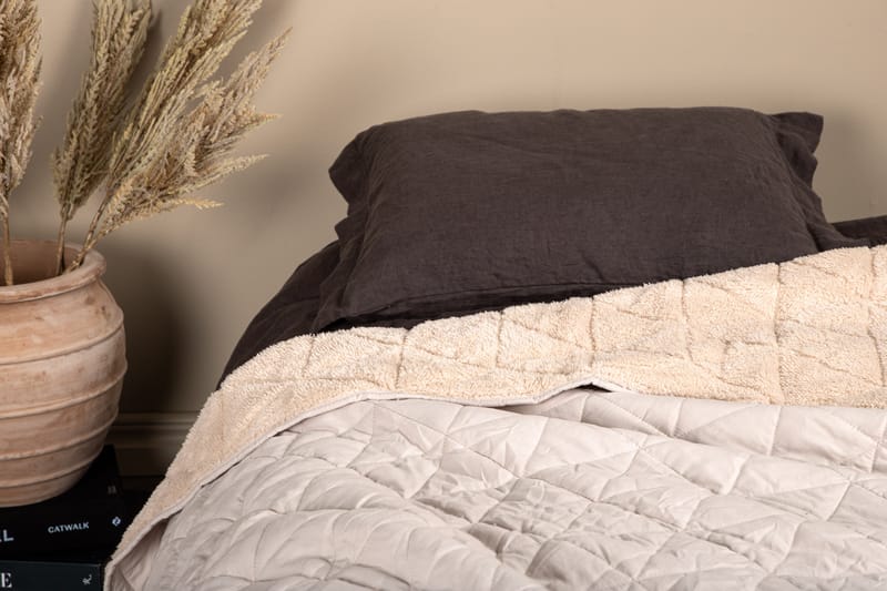Grange Överkast 260x260 cm - Beige - Textil & mattor - Sängkläder - Överkast