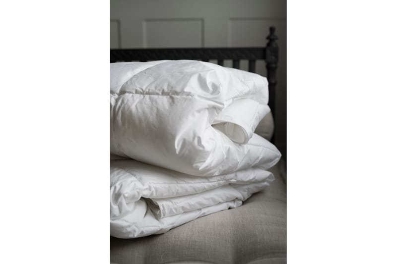 Hotelltäcke 220x210 cm - Franzén - Textil - Sängkläder - Överkast - Överkast dubbelsäng